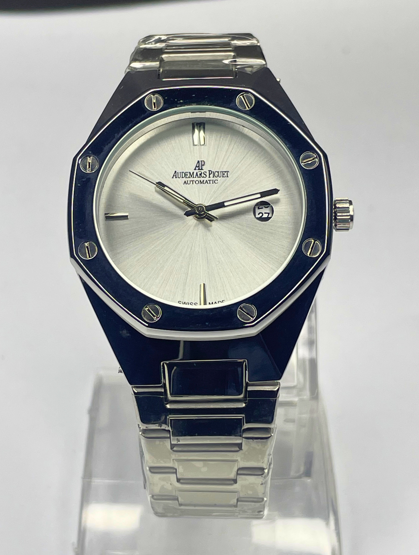 Audemars Piguet AP - Royal Oak - Off White Dial - Silver Chain