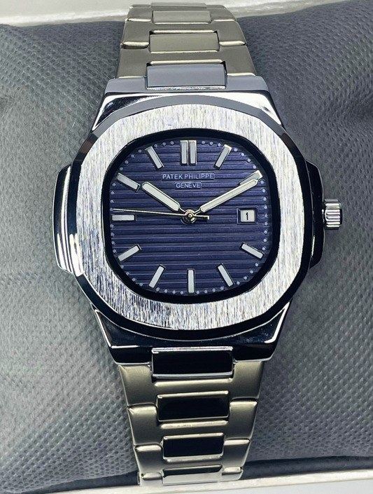 Patek Philippe Nautilus -  Blue Dial with Black-Gradient Rim - Master Copy