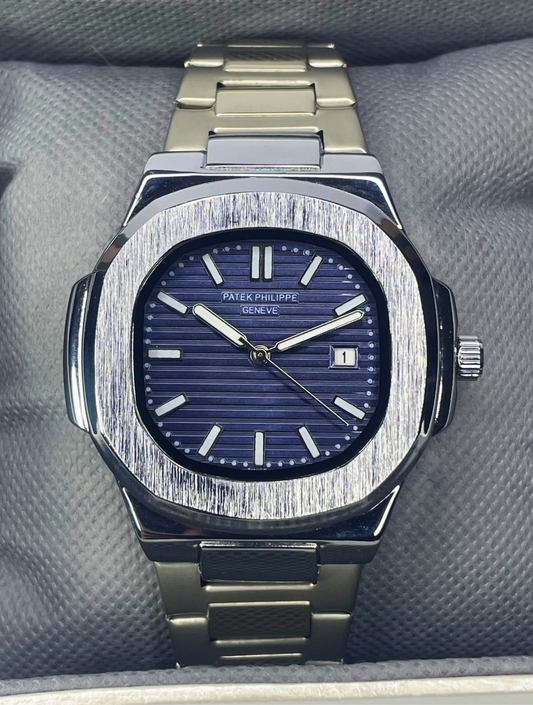 Patek Philippe Nautilus -  Blue Dial with Black-Gradient Rim - Master Copy