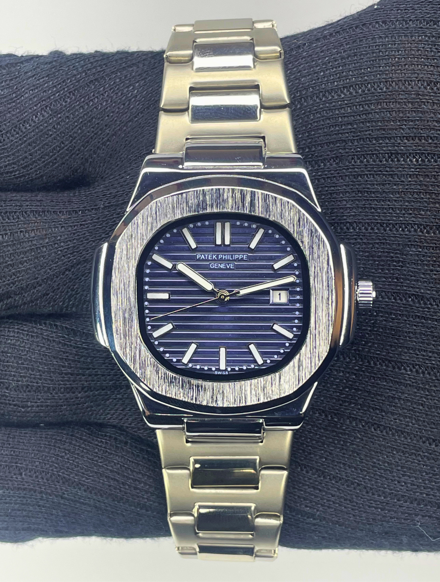 Patek Philippe Nautilus -  Blue Dial with Black-Gradient Rim - Silver Chain