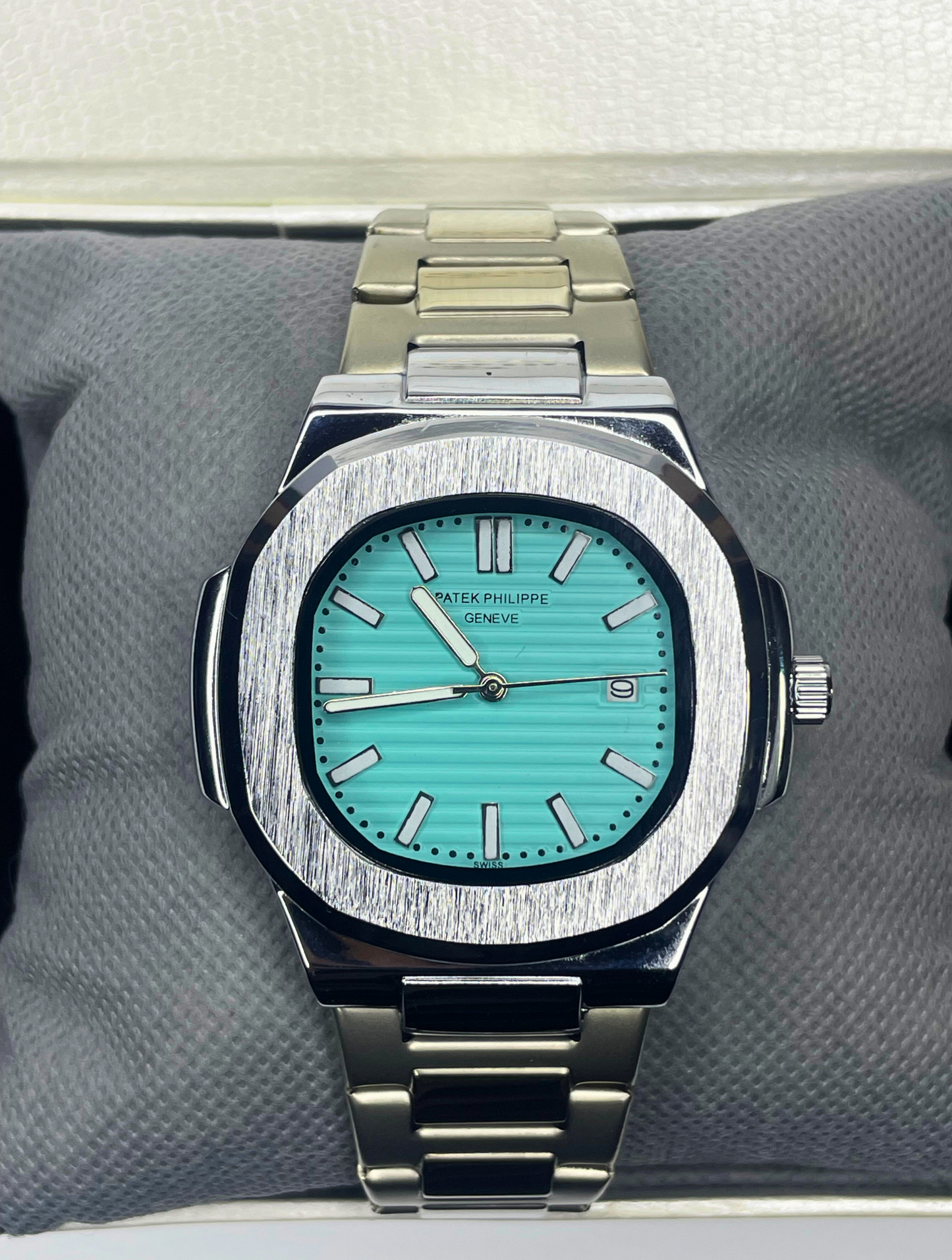 Patek Philippe Nautilus Silver Watch - Tiffany Blue Dial - Silver Chain