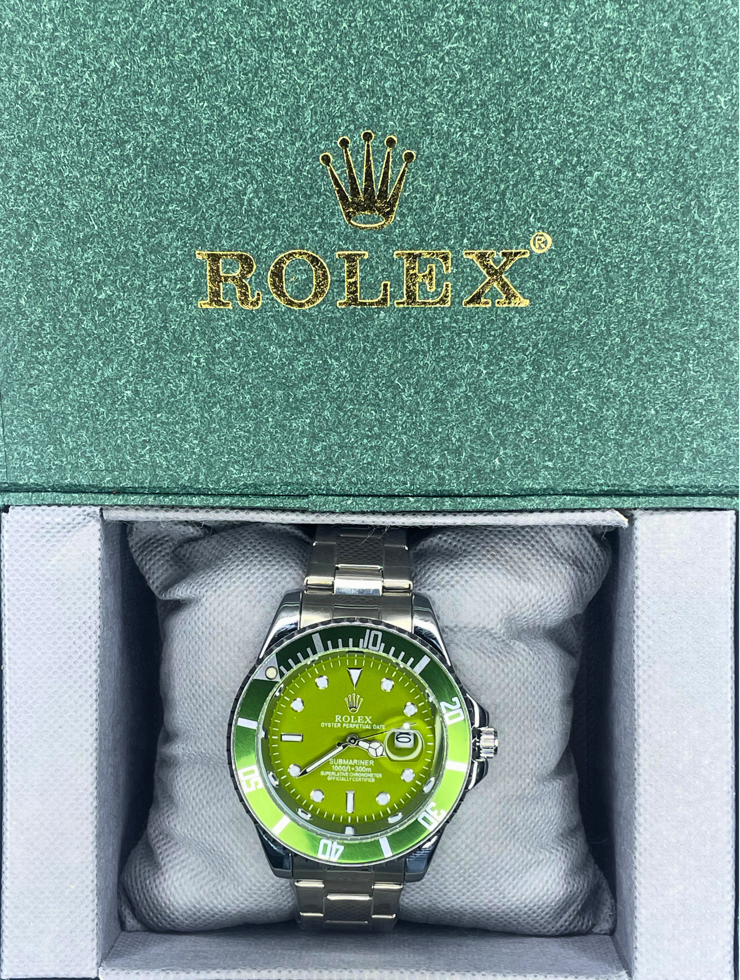 Rolex Submariner - Oyster Perpetual Date Just - Rotating Dial - Green - Silver Chain