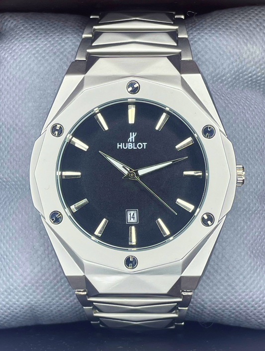 Hublot - Classic Fusion - Black Dial - Dimond Cut