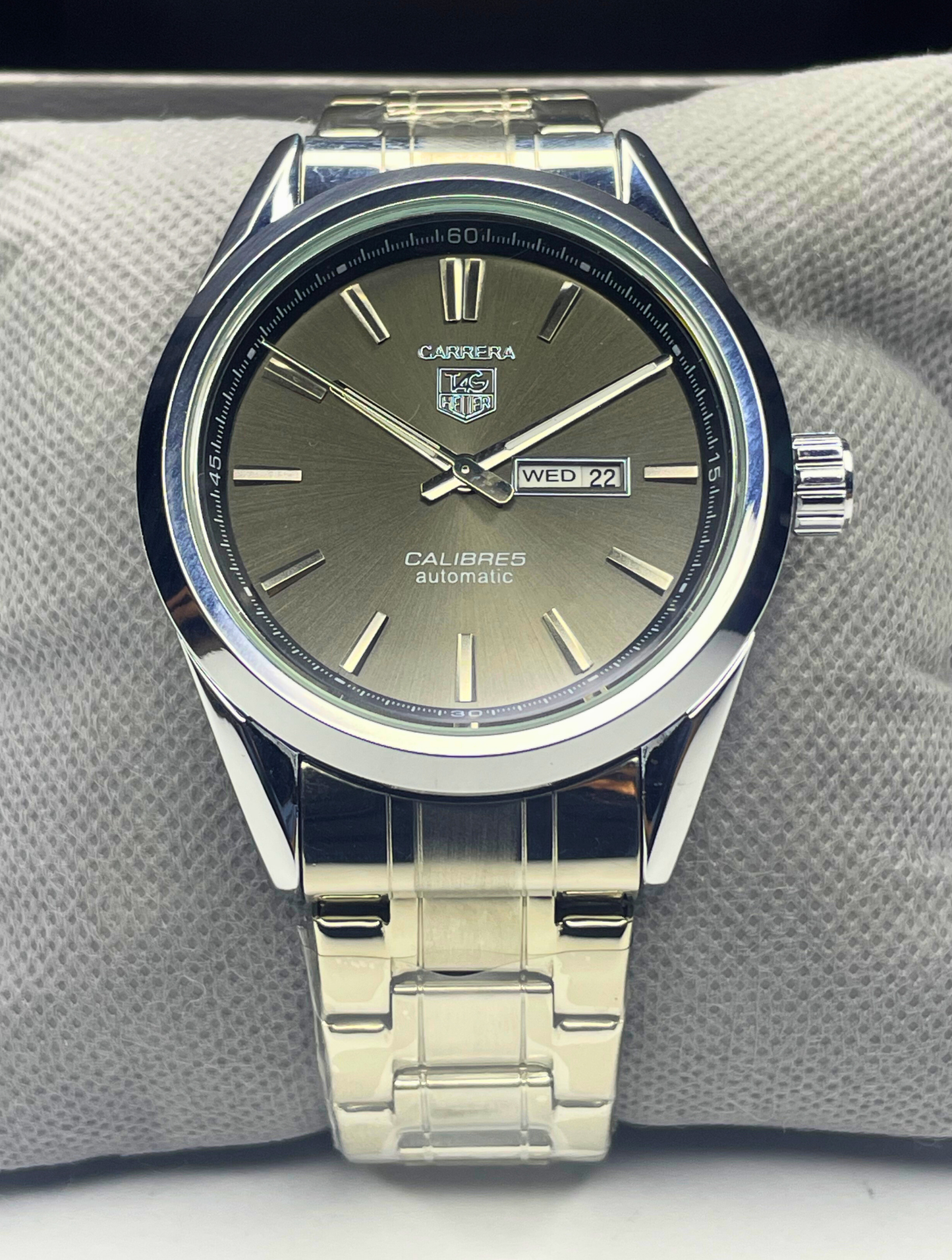 Tag Heuer - Carrera Calibre 5 - Black Dial - Silver Chain