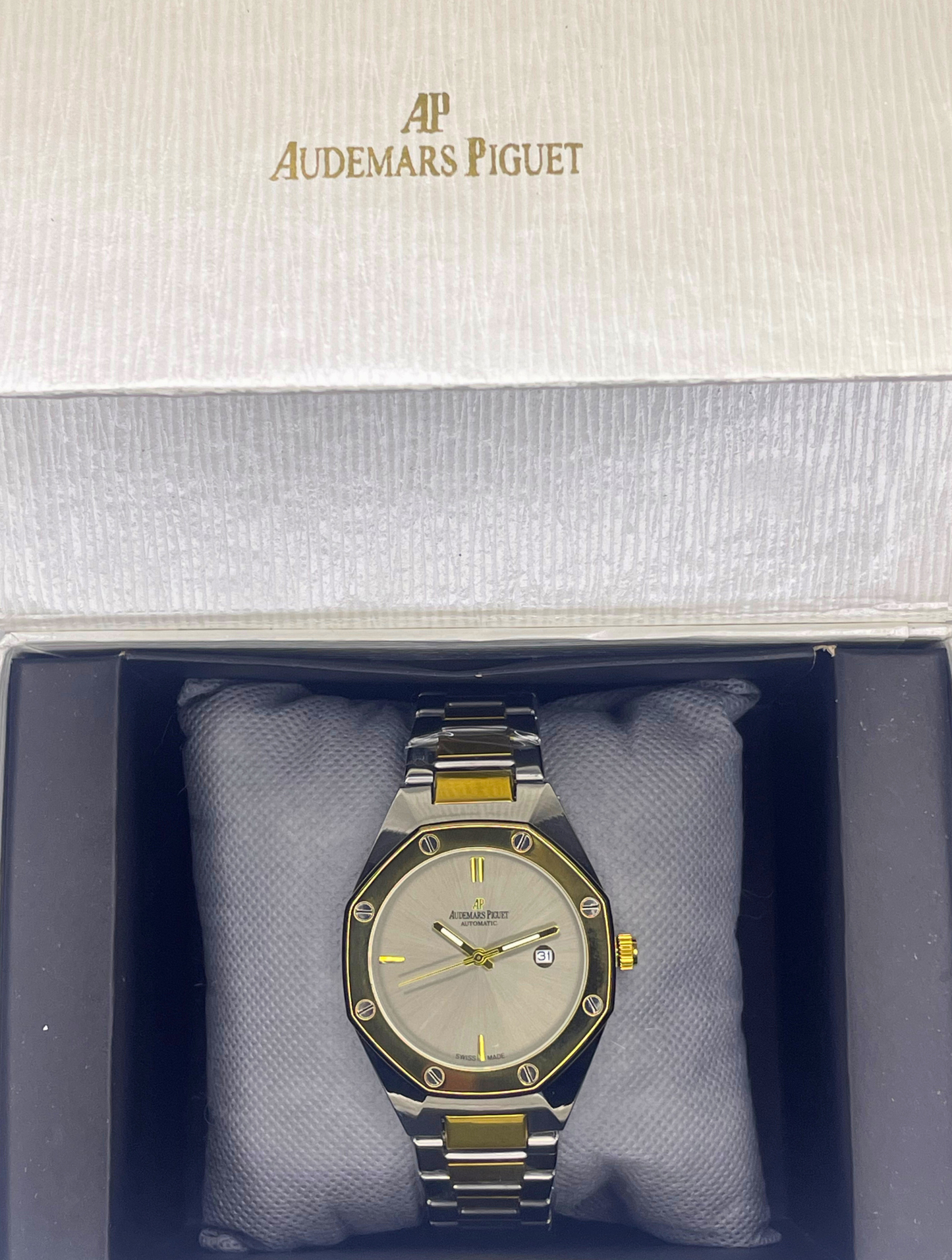 Audemars Piguet AP - Royal Oak - Beige Dial - Two Tone Chain