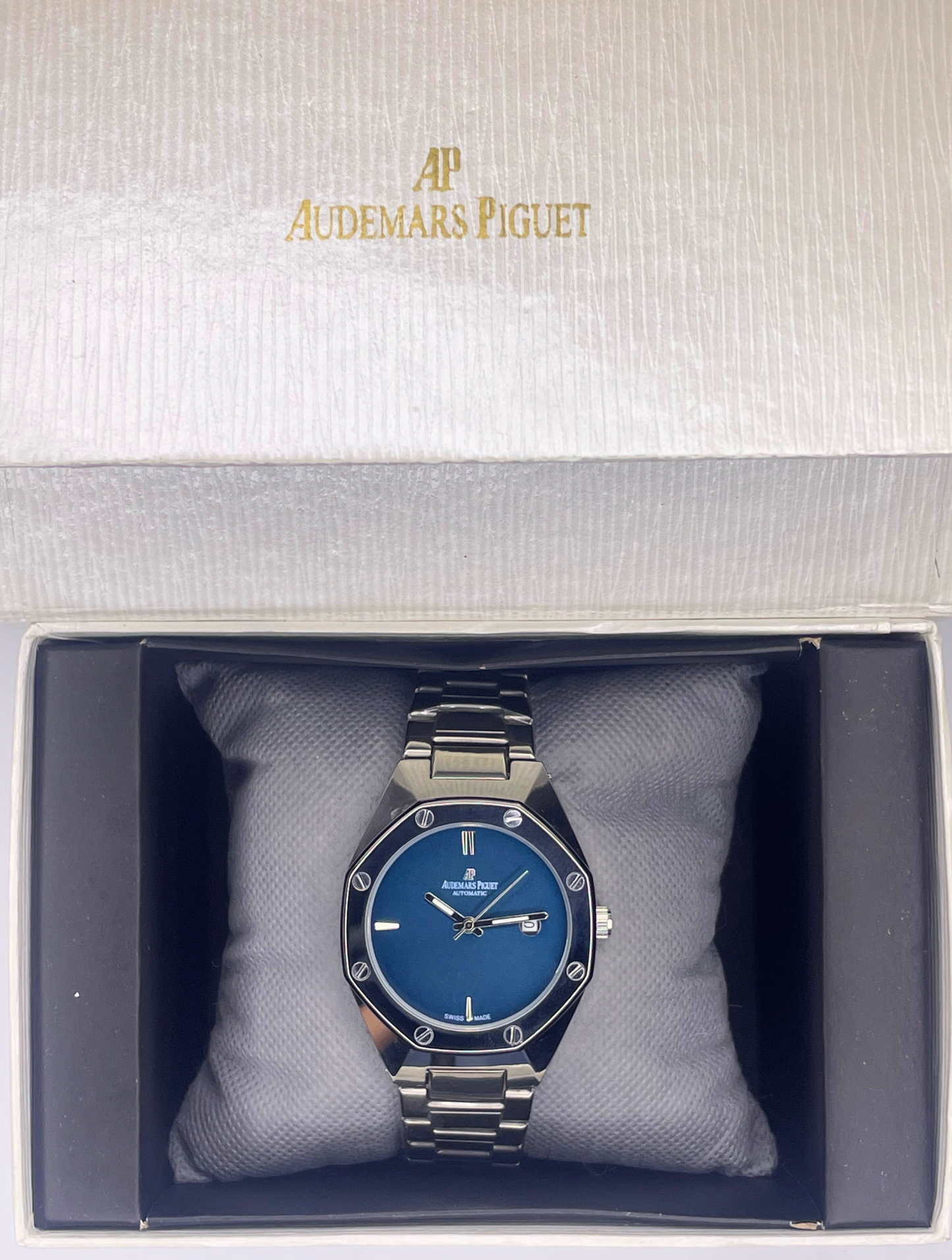 Audemars Piguet AP - Royal Oak - Blue Dial - Silver Chain